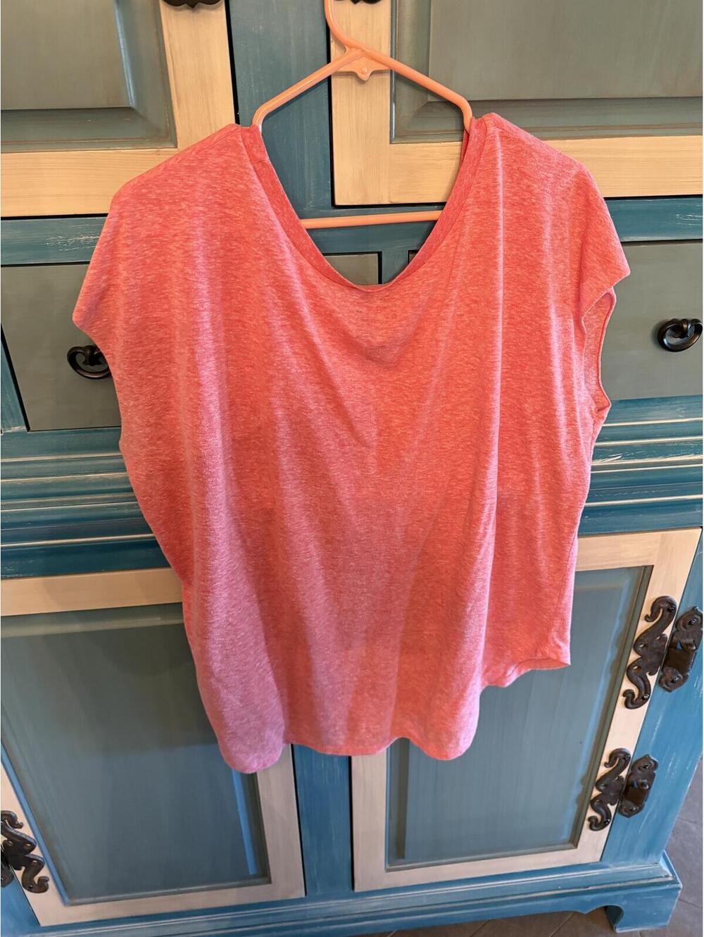 Billabong Essentials Lightweight Pink Top Size L